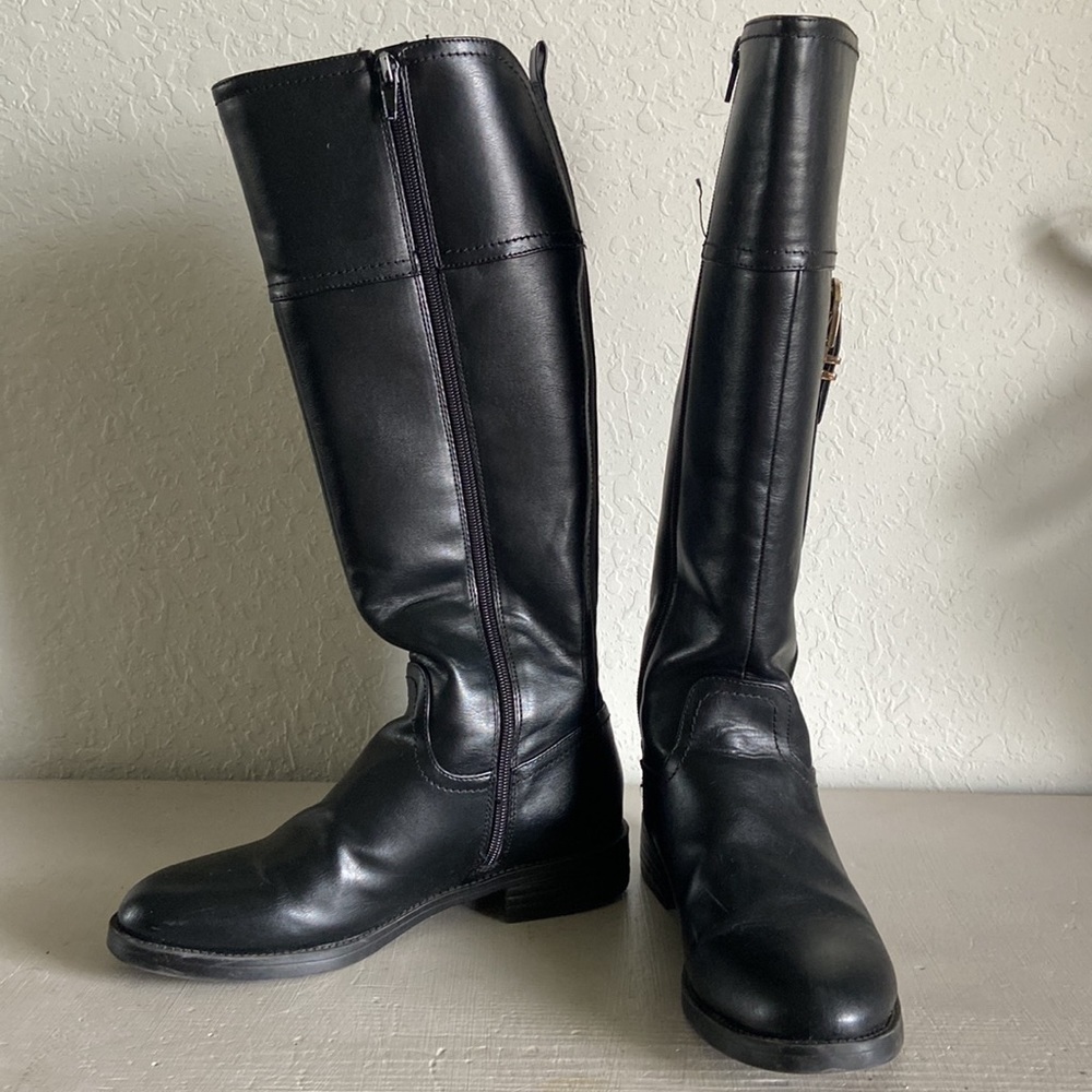 Liz Claiborne - faux Leather Boots - Picture 4 of 9